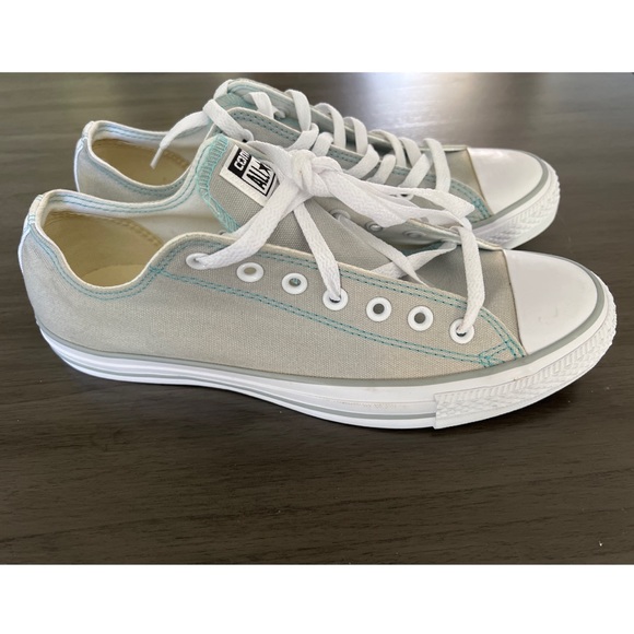 New w/o tags Converse Chuck Taylor